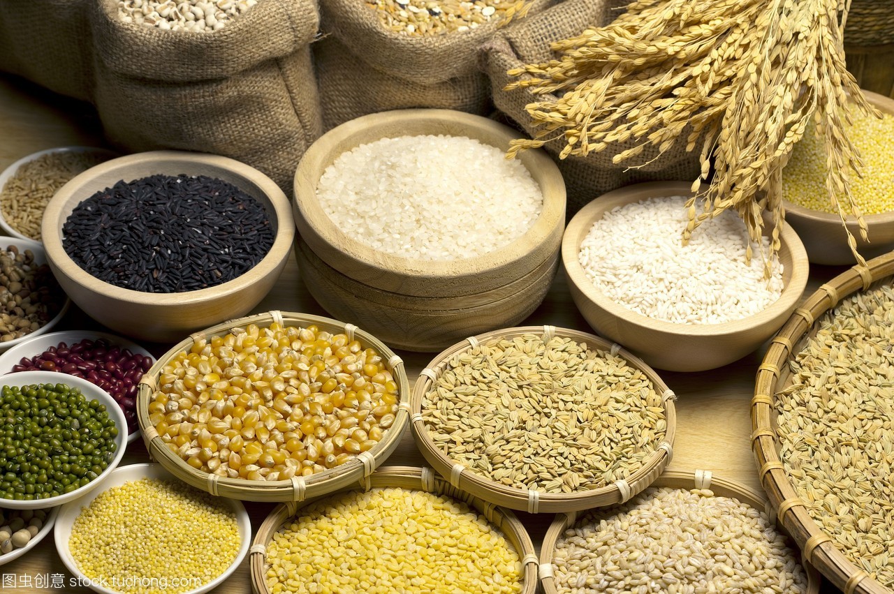 美食蔬果,food,nobody,變異,谷類植物,食品,谷類食品,米,影棚拍攝,成份,粗麻衣服,充足,茶碟,健康食物,麻布袋,原材料,彩色圖片,攝影,飲食,新鮮,多樣,large group of objects,稻米,糯米,靜物,小米,綠豆,谷物農(nóng)作物,大麥,玉米,稻榖,黑糯米,無(wú)人,室內(nèi),特寫,影像,彩圖,健康飲食,creative series,營(yíng)養(yǎng),橫圖,棚內(nèi)拍攝,選擇,數(shù)碼,多樣的,大量,谷物加工品,飯碗,植物,碗,麻布,健康,谷物,圓形,稻穗,corn,雜糧,容器,竹篩,布袋,五谷雜糧,ric